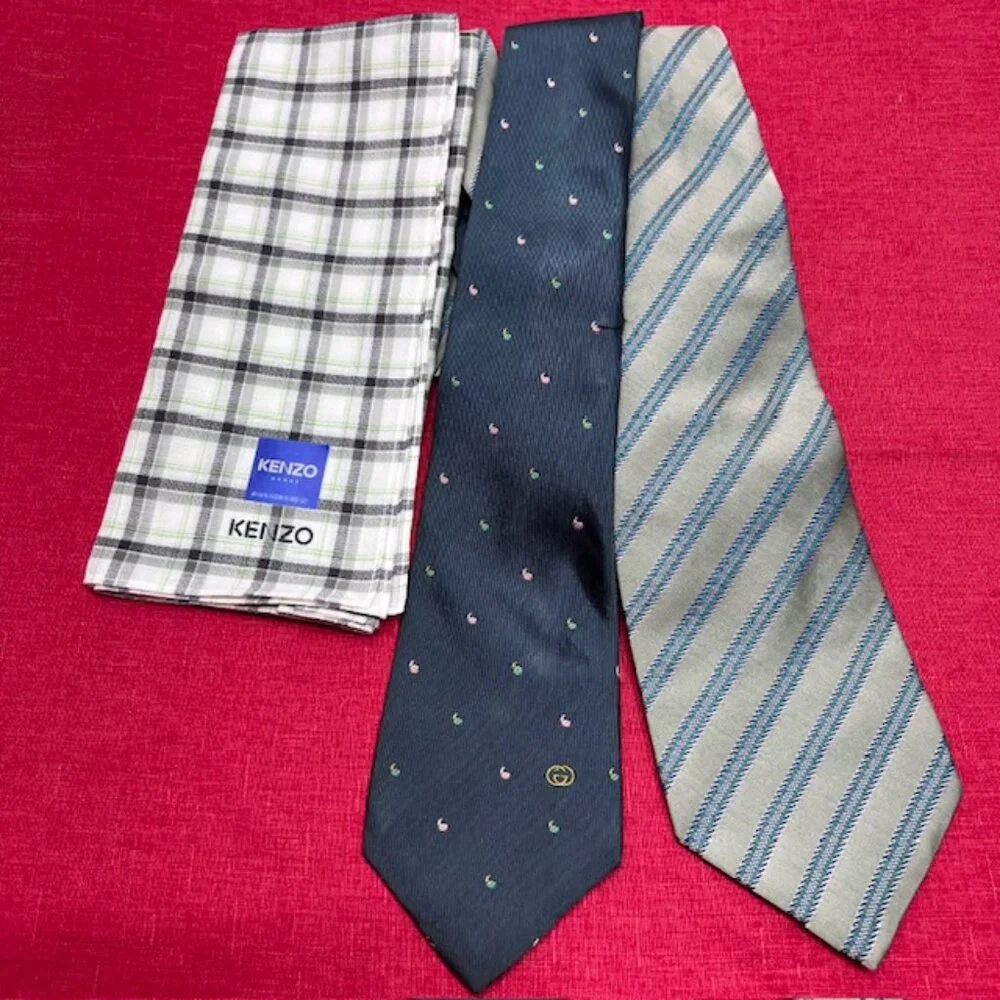 2 Neck Ties Silk: Gucci dark green & KT Homme +1 Kenzo Paris Handkerchief (40)